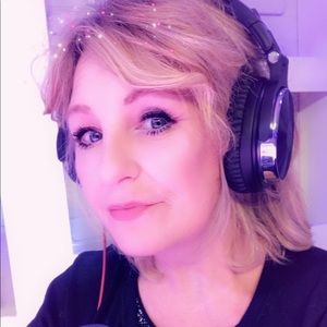 Meet your Posher, Lee